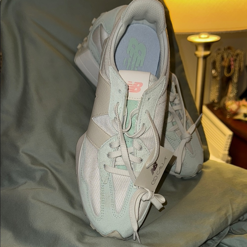 New Balance Women's White and Mint Sneakers